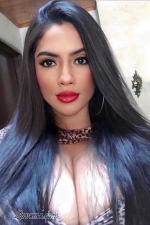 Beutiful Latin women from Cartagena
