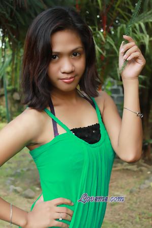 Philippines women