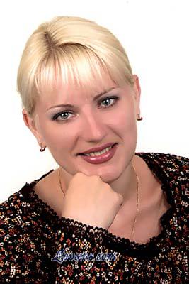 51823 - Tatyana Age: 34 - Russia