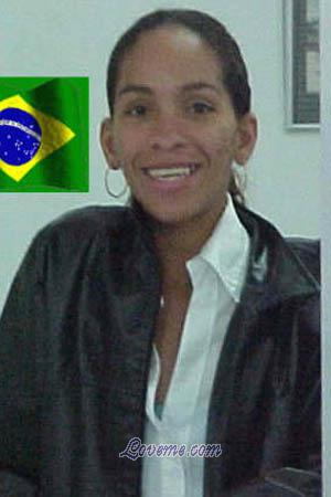 69757 - Claudete Age: 35 - Brazil
