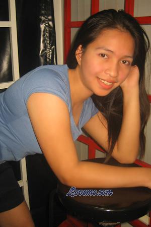Philippines women