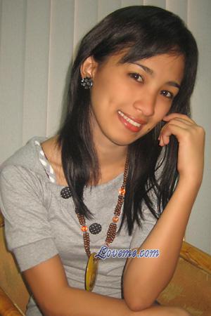 Philippines women
