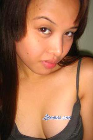 Philippines women