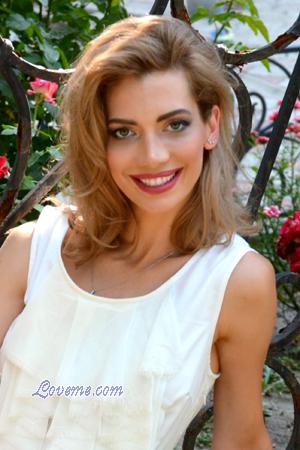 133699 - Karina Age: 33 - Ukraine