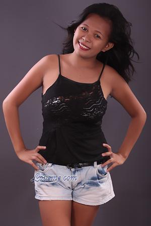 159270 - Wendeilyn Age: 27 - Philippines