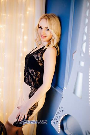 162103 - Marina Age: 32 - Ukraine