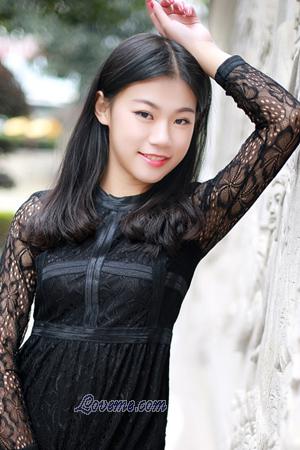 169348 - Lingyun Age: 27 - China