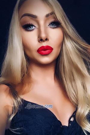 176763 - Svetlana Age: 28 - Ukraine