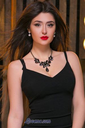 179826 - Diana Age: 24 - Ukraine