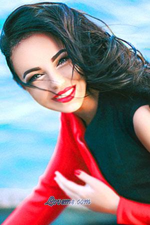 181732 - Anastasiya Age: 27 - Ukraine