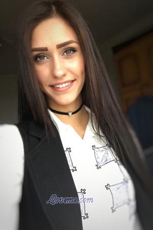 184004 - Karolina Age: 27 - Ukraine