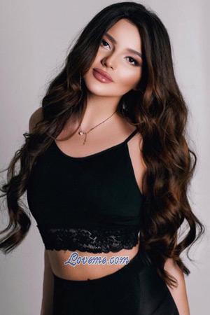 184253 - Anastasiya Age: 23 - Ukraine