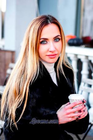 186946 - Natalia Age: 38 - Ukraine