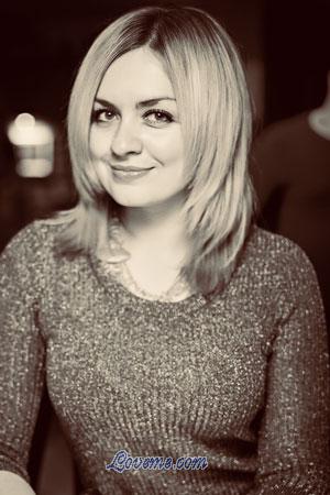 187884 - Yuliya Age: 35 - Russia