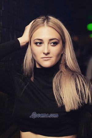 188488 - Vladislava Age: 25 - Ukraine