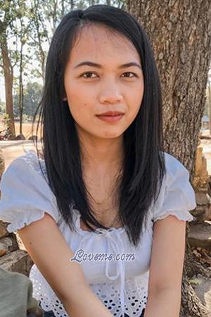 191026 - Namtip Age: 24 - Thailand