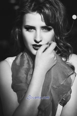 191742 - Anna Age: 26 - Ukraine