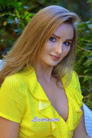 192435 - Alena Age: 32 - Ukraine