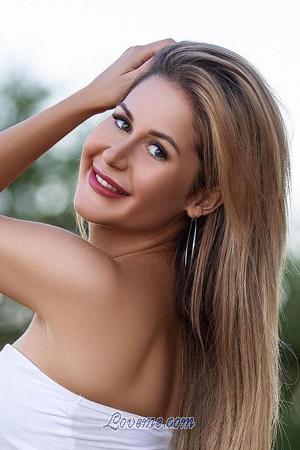 193221 - Julia Age: 30 - Ukraine