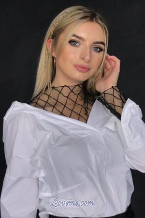 193236 - Anna Age: 24 - Ukraine