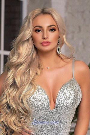 193425 - Aleksandra Age: 22 - Ukraine