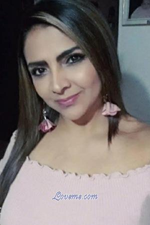 193606 - Yolanda Age: 44 - Colombia