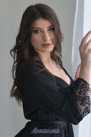 193868 - Mariia Age: 20 - Ukraine