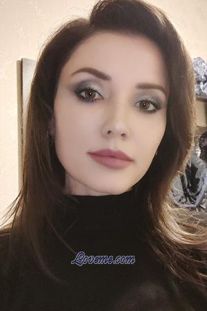 193878 - Elena Age: 42 - Russia