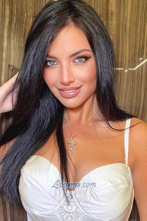 194319 - Julia Age: 24 - Russia