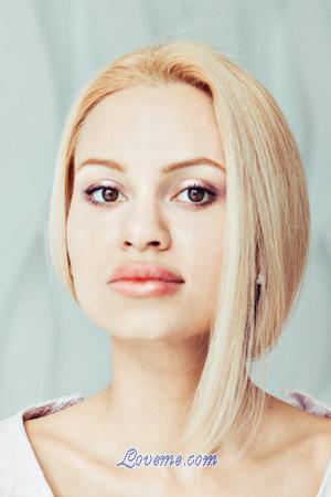 195562 - Daria Age: 28 - Russia