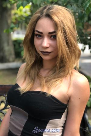 195571 - Elvira Age: 19 - Ukraine