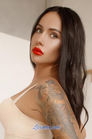 195592 - Evgeniya Age: 34 - Russia