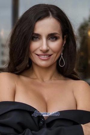 196007 - Irina Age: 36 - Russia