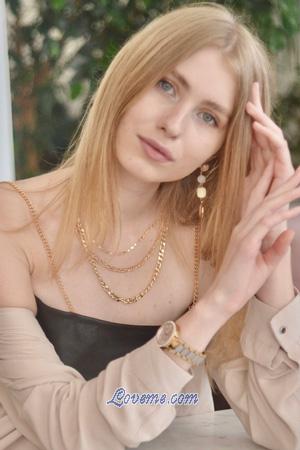 196389 - Sofiia Age: 20 - Ukraine