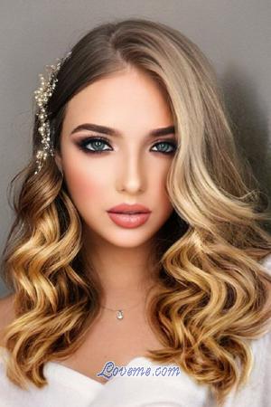 197234 - Elena Age: 22 - Russia