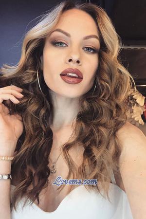 197238 - Elena Age: 28 - Russia