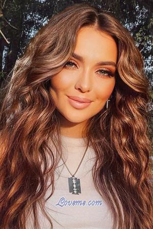 197917 - Vitalina Age: 19 - Belarus