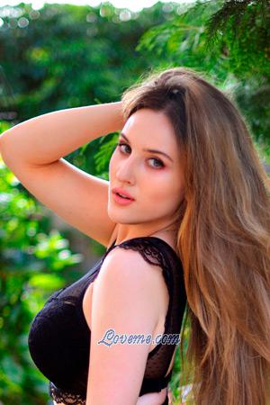 198105 - Nikol Age: 21 - Ukraine