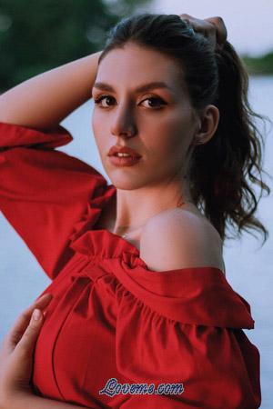 198452 - Ksenia Age: 20 - Russia