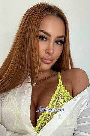 208481 - Zuzana Age: 22 - Slovakia