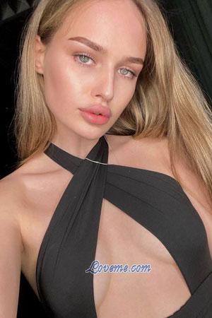 208779 - Dariia Age: 22 - Ukraine