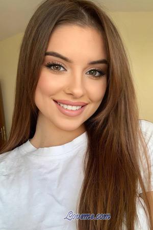 211216 - Yuliia Age: 26 - Bulgaria