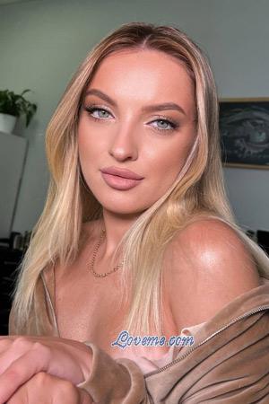 211227 - Diana Age: 27 - Ukraine