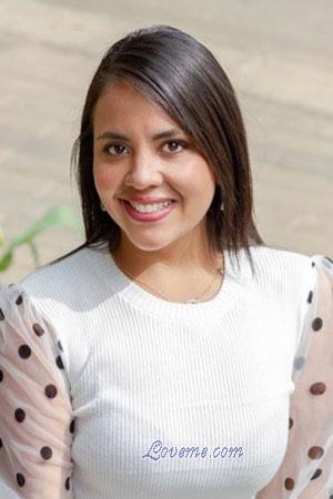 213632 - Daniela Age: 31 - Colombia