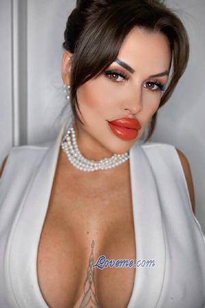 220662 - Diana Age: 38 - Germany