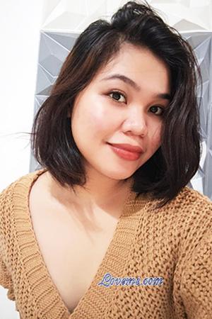 222807 - Jhel Age: 24 - Philippines