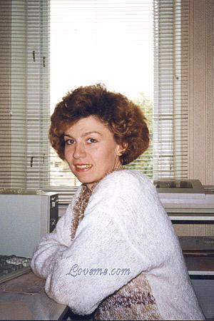 55614 - Larisa Age: 36 - Russia