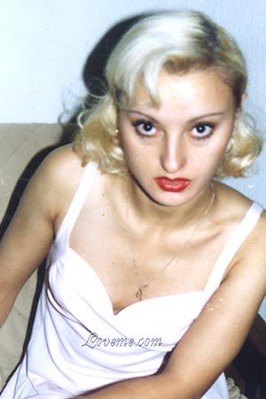 55835 - Oxana Age: 40 - Ukraine