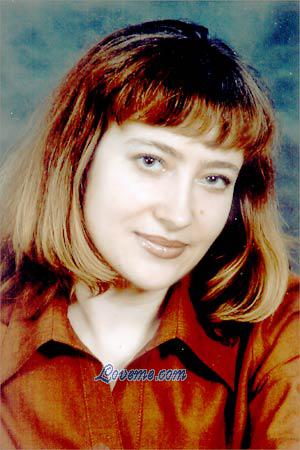 58776 - Oksana Age: 43 - Russia
