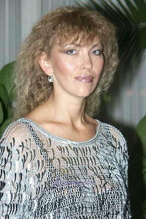 68051 - Larisa Age: 40 - Ukraine
